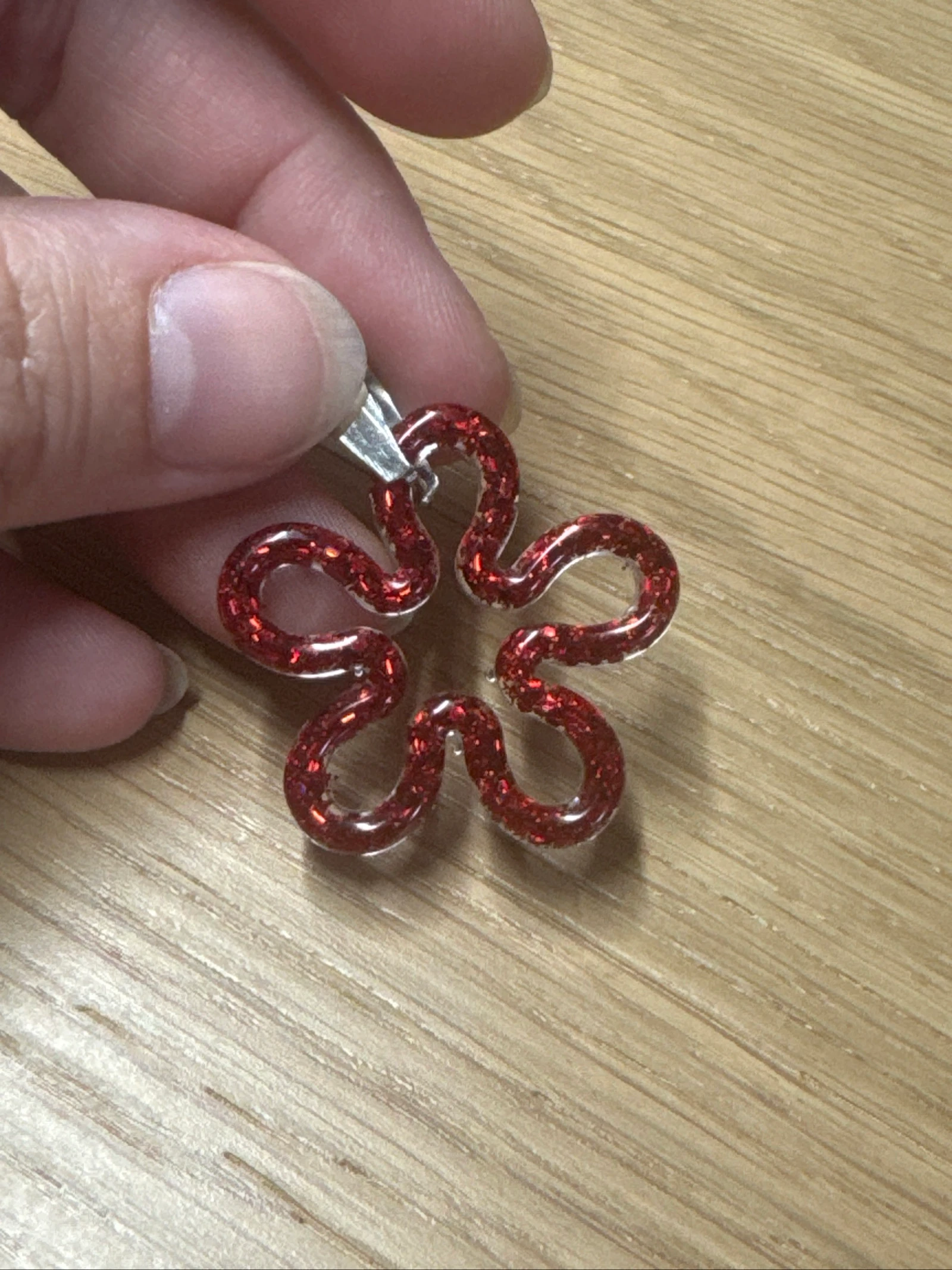 Pendentif en résine 